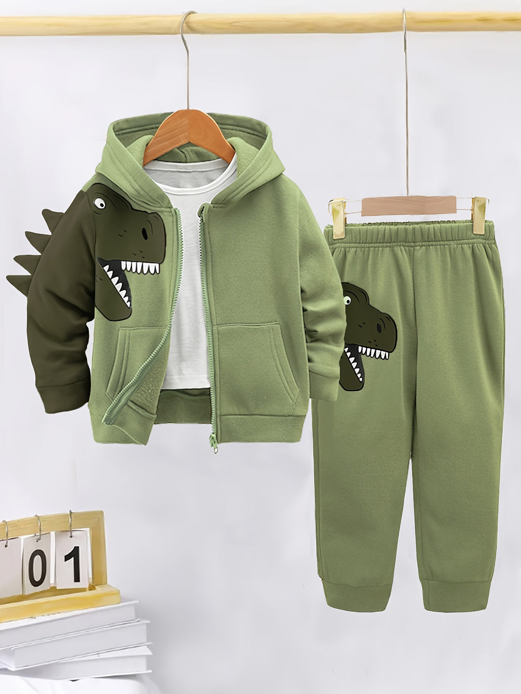 Ensemble 2 pièces pour garçon avec veste sweat à capuche zippée et — Monptitlou