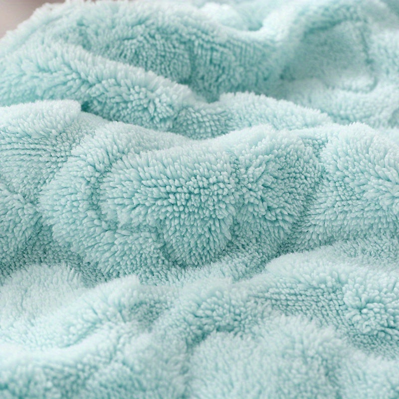 Couverture bébé multitaille à motif cœur 3D — Monptitlou