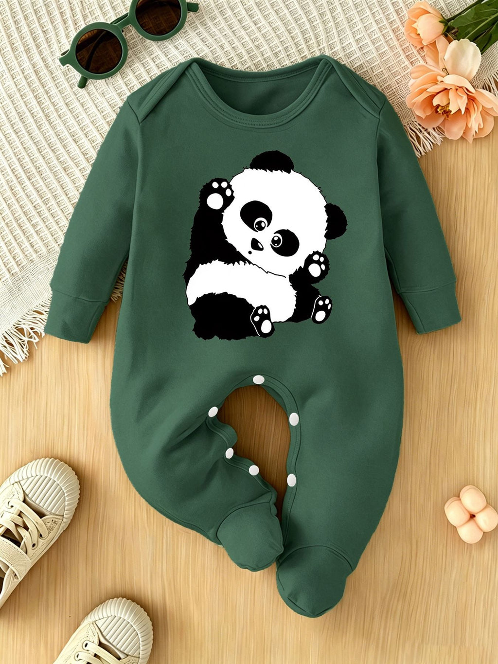 Barboteuse à pieds pour nouveau-né avec imprimé dessin animé "Panda mignon" et boutonnage - 100 % douce, respirante, con