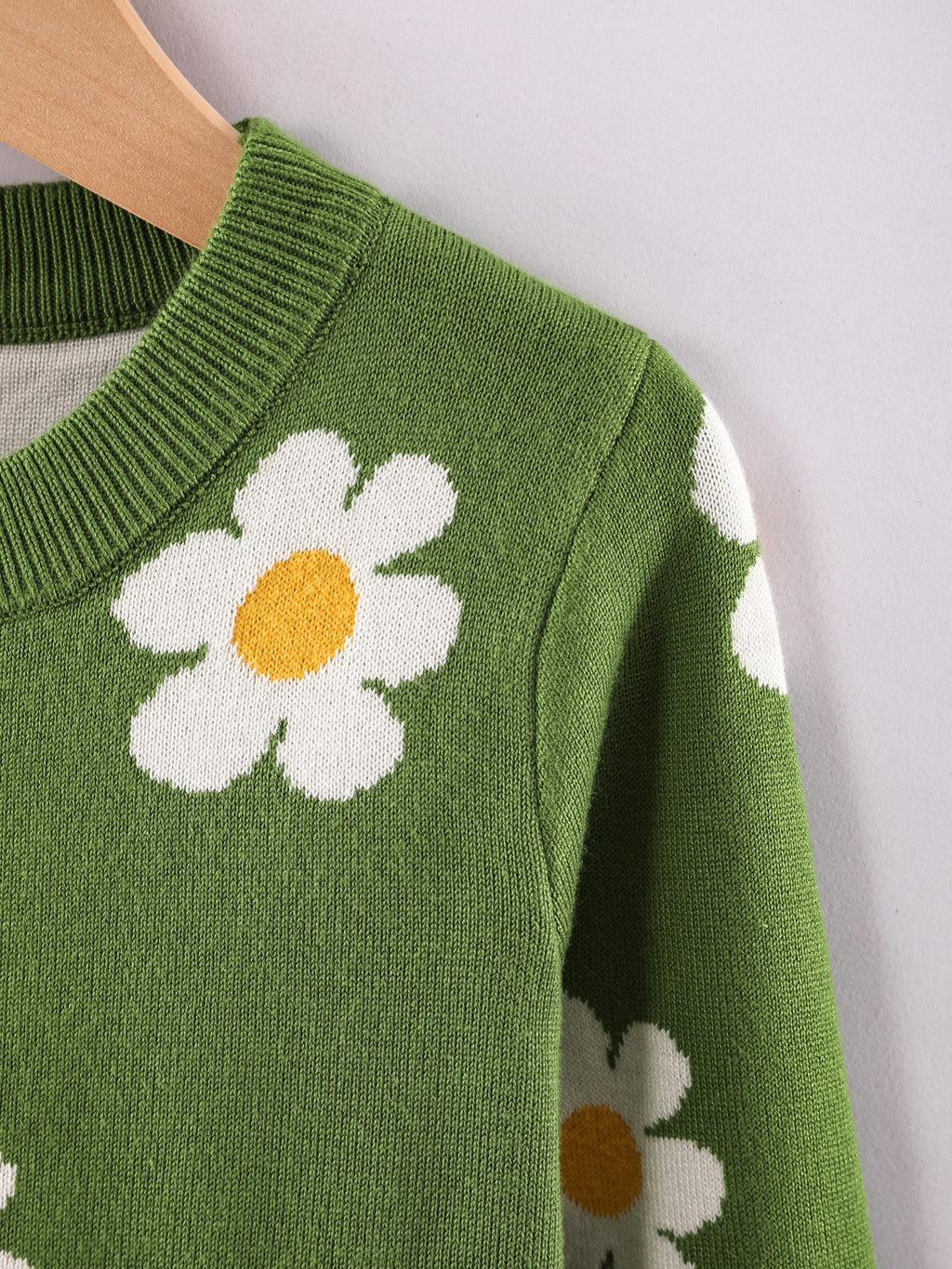 Pull col rond pour fille motif fleuri pour l'hiver — Monptitlou