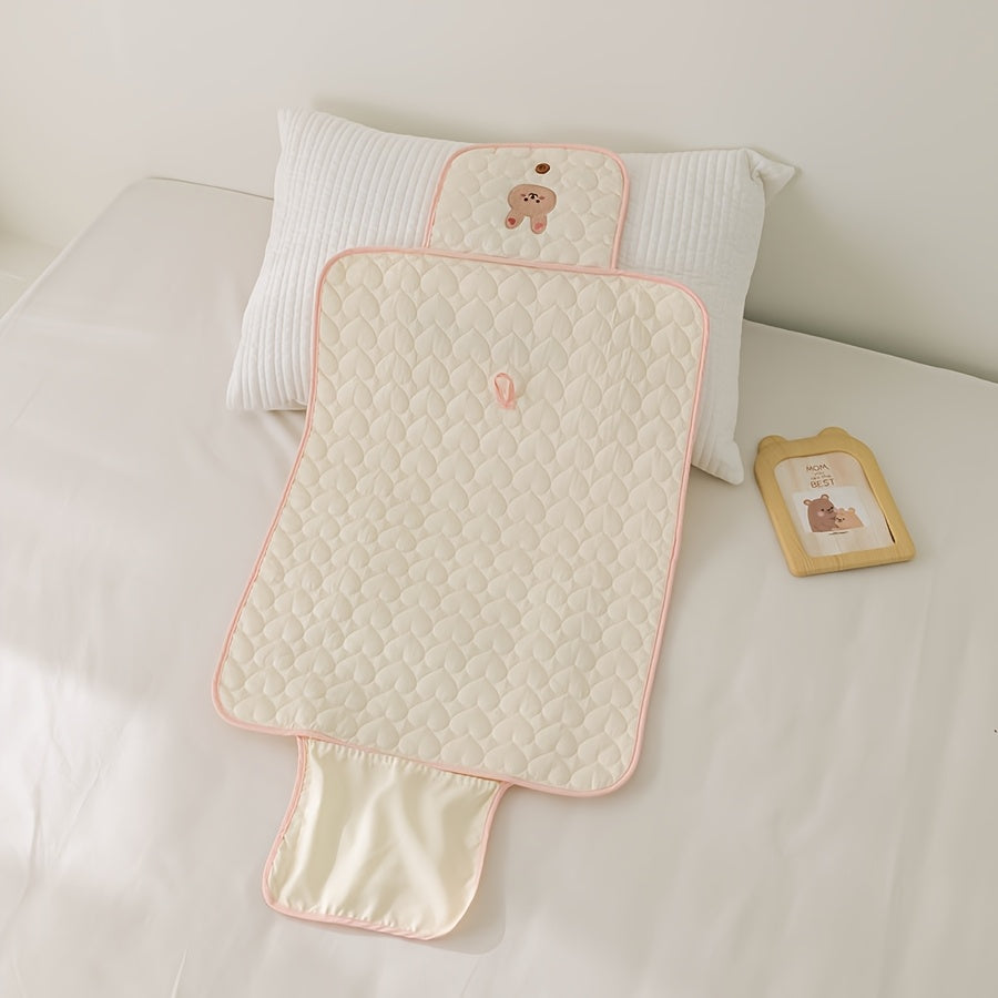 Un Matelas à Langer Portable de Haute Qualité pour Enfants — Monptitlou