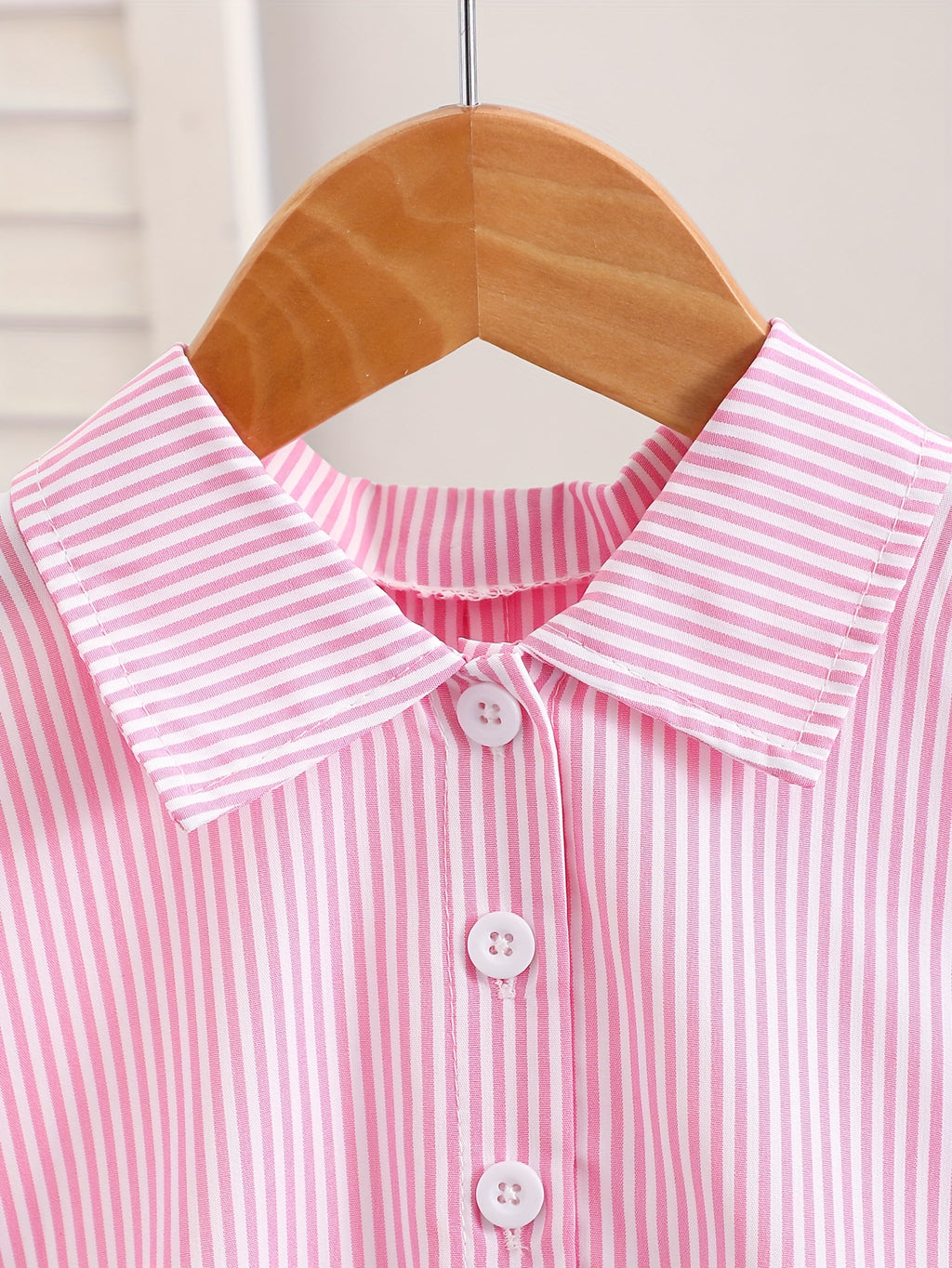 Chemise à col et manches longues à rayures pour bébé fille — Monptitlou
