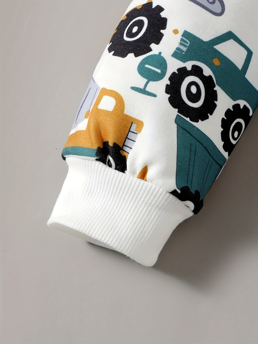 Pull à manches longues pour garçon, motif patchwork et imprimé cartoon — Monptitlou