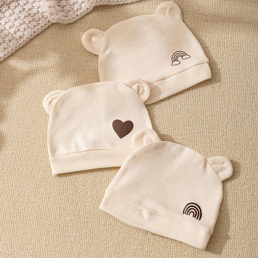 Bonnets pour bébé, avec des oreilles de ours mignons — Monptitlou