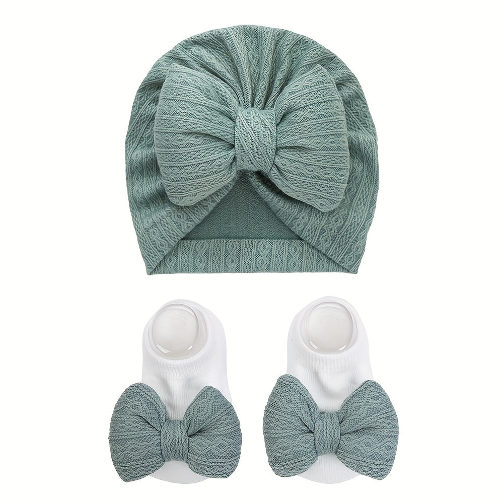 /Set Bonnets & Chaussettes pour Bébé avec Grands Nœuds Pompon — Monptitlou