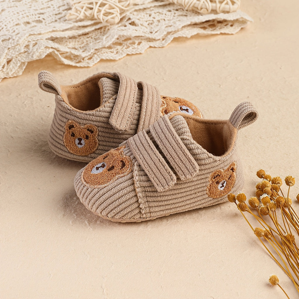 Baskets Mignonnes Unies à Fond Plat et Motif Dessin Animé pour Bébé — Monptitlou
