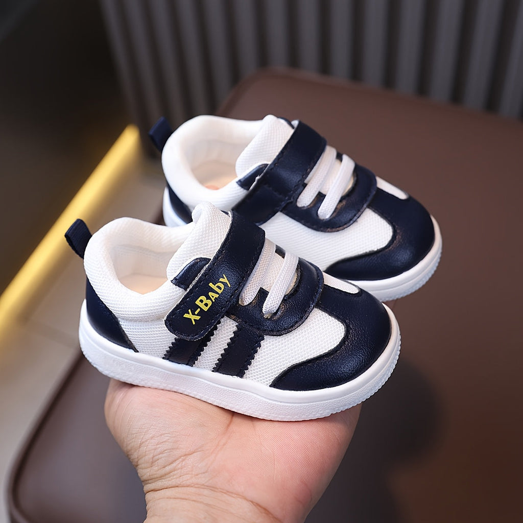 Chaussures bébé plates pour printemps et automne — Monptitlou