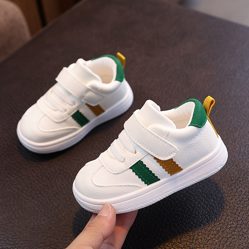 Chaussures pour enfants garçons et filles 1-2 ans et demi — Monptitlou Image