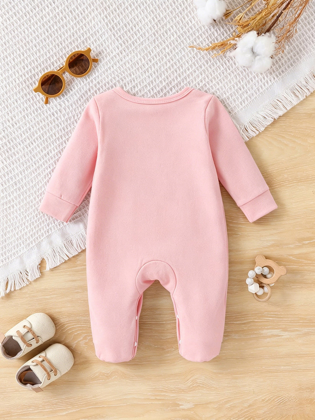 Barboteuse Bébé Printemps/Automne avec Pieds et Motif "Coeur de Marguerite" - 100% Doux et Respirant, Survêtement de Tro