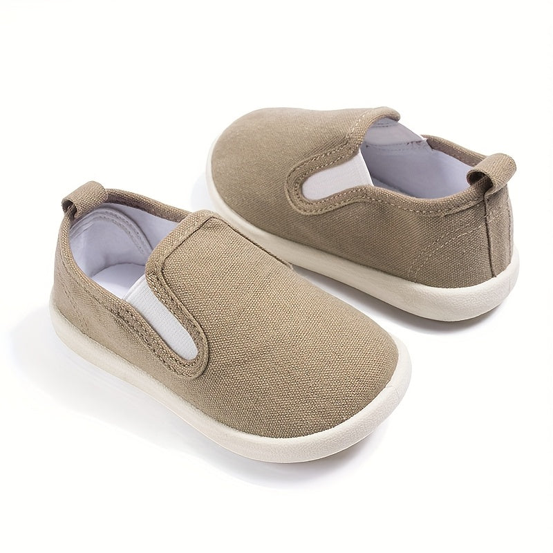 Nouvelles chaussures de jardin décontractées de sport à semelle basse — Monptitlou