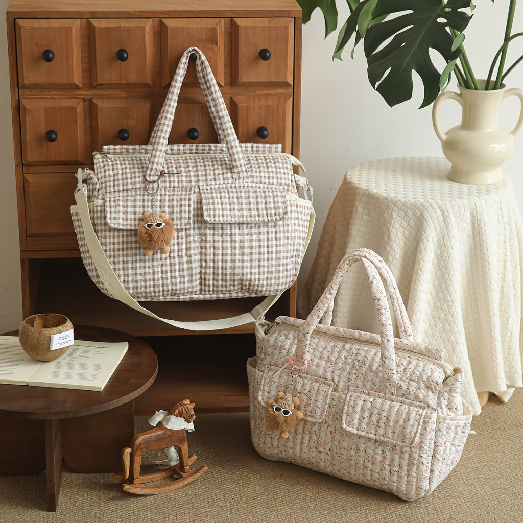 Grand sac fourre-tout matelassé à petites fleurs roses pour mamans et — Monptitlou
