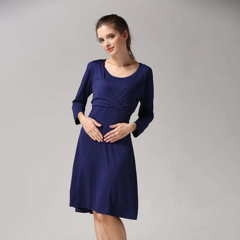 Robe de maternité et d'allaitement à col rond et manches 3/4 — Monptitlou