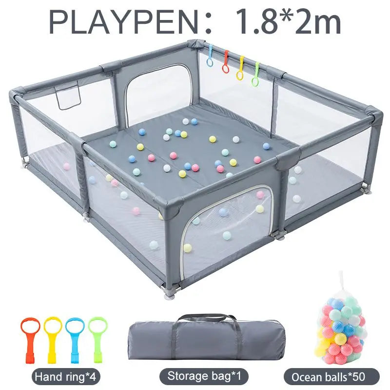 Parc de jeu pour bébé avec tapis matelassé — Monptitlou