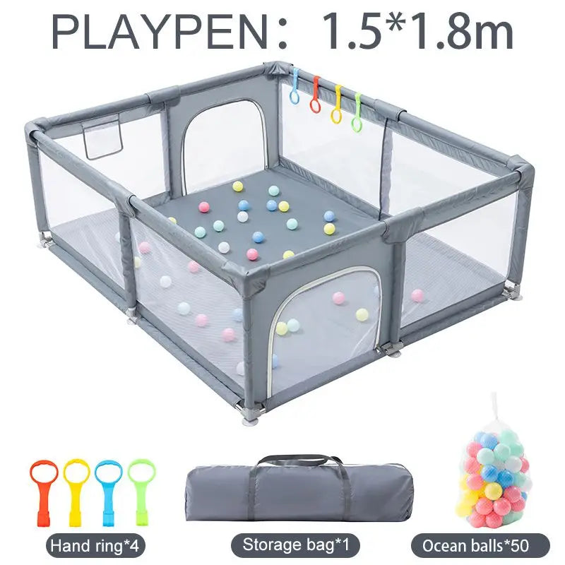 Parc de jeu pour bébé avec tapis matelassé — Monptitlou