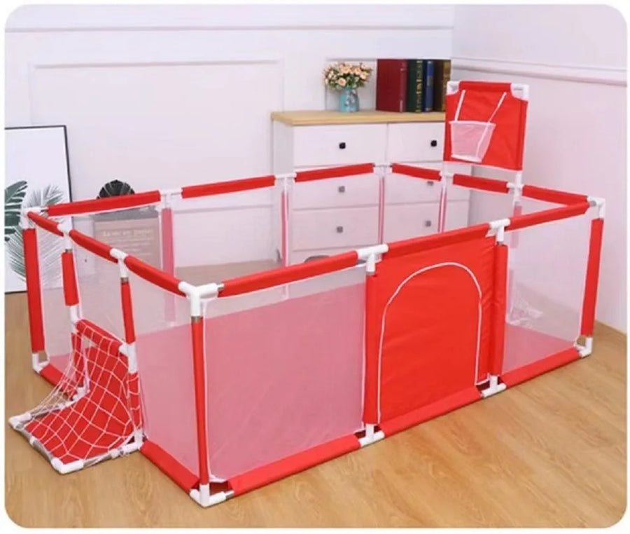 Parc de jeu pour bébé avec tapis matelassé — Monptitlou