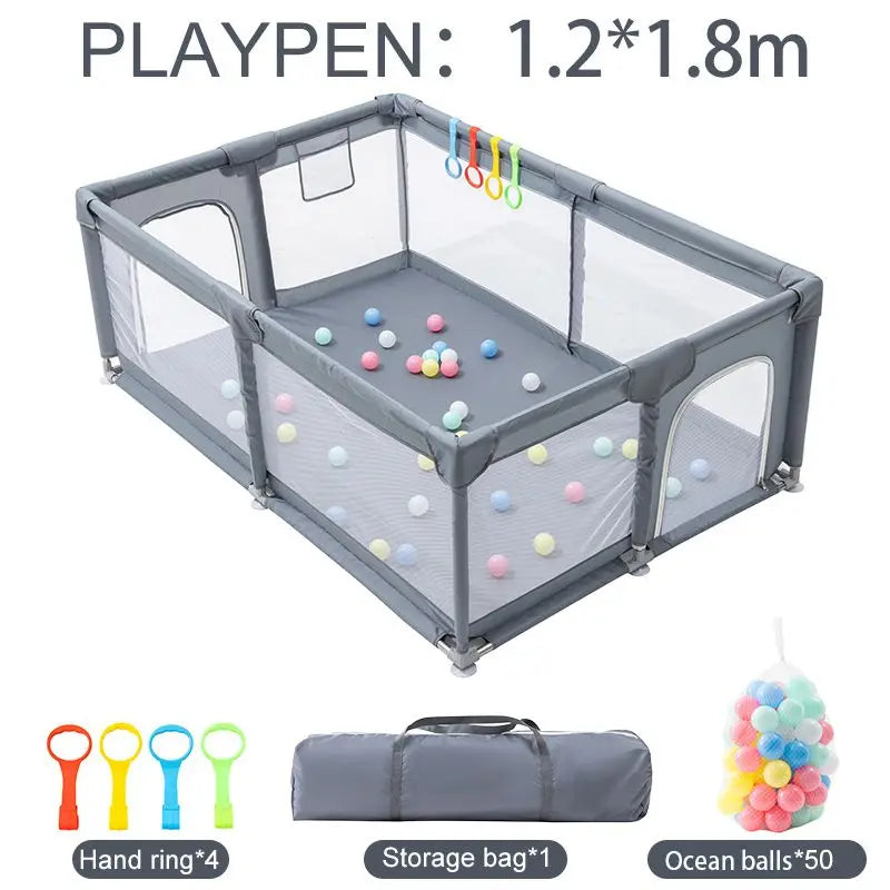 Parc de jeu pour bébé avec tapis matelassé — Monptitlou