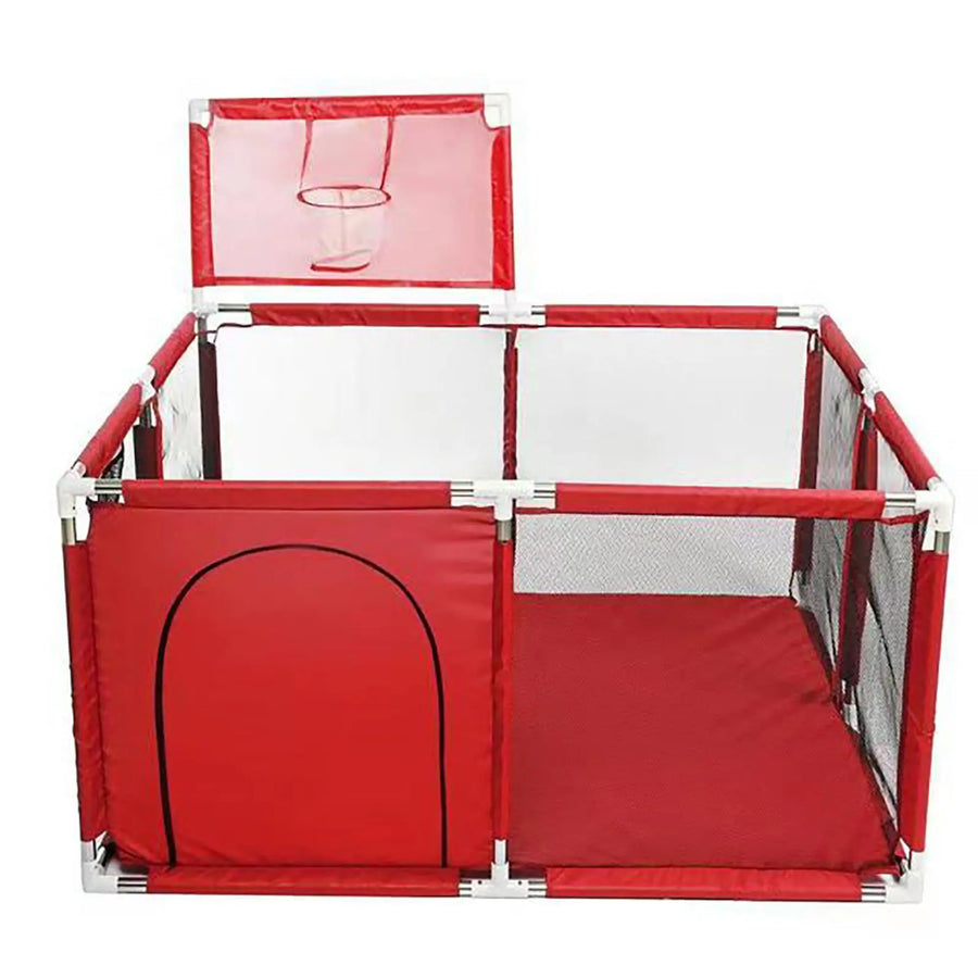 Parc de jeu pour bébé avec tapis matelassé — Monptitlou