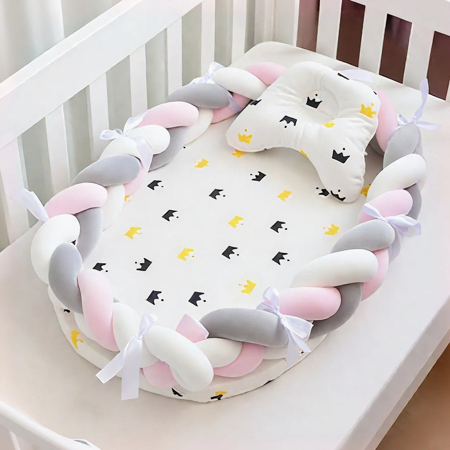 Réducteur de lit pour bébé avec tour tressé — Monptitlou