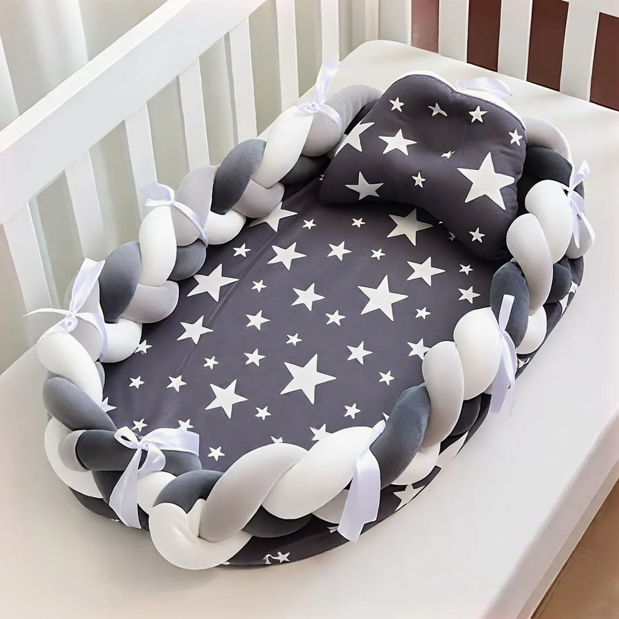 Réducteur de lit pour bébé avec tour tressé — Monptitlou