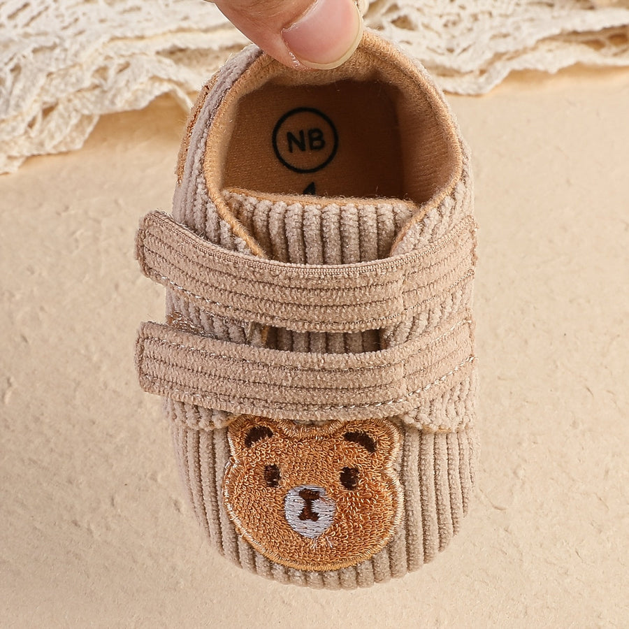 Baskets Mignonnes Unies à Fond Plat et Motif Dessin Animé pour Bébé — Monptitlou