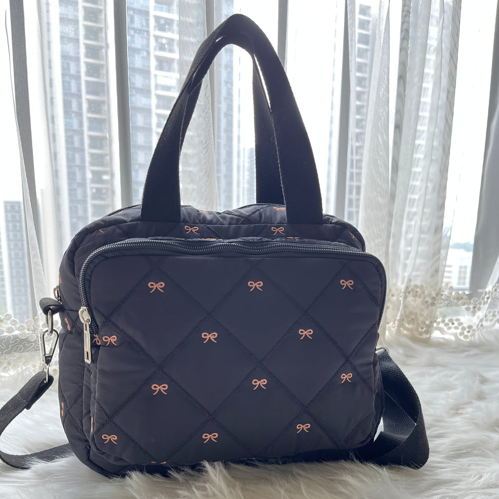 Sac à langer léger, sac fourre-tout avec longue bandoulière pour maman — Monptitlou