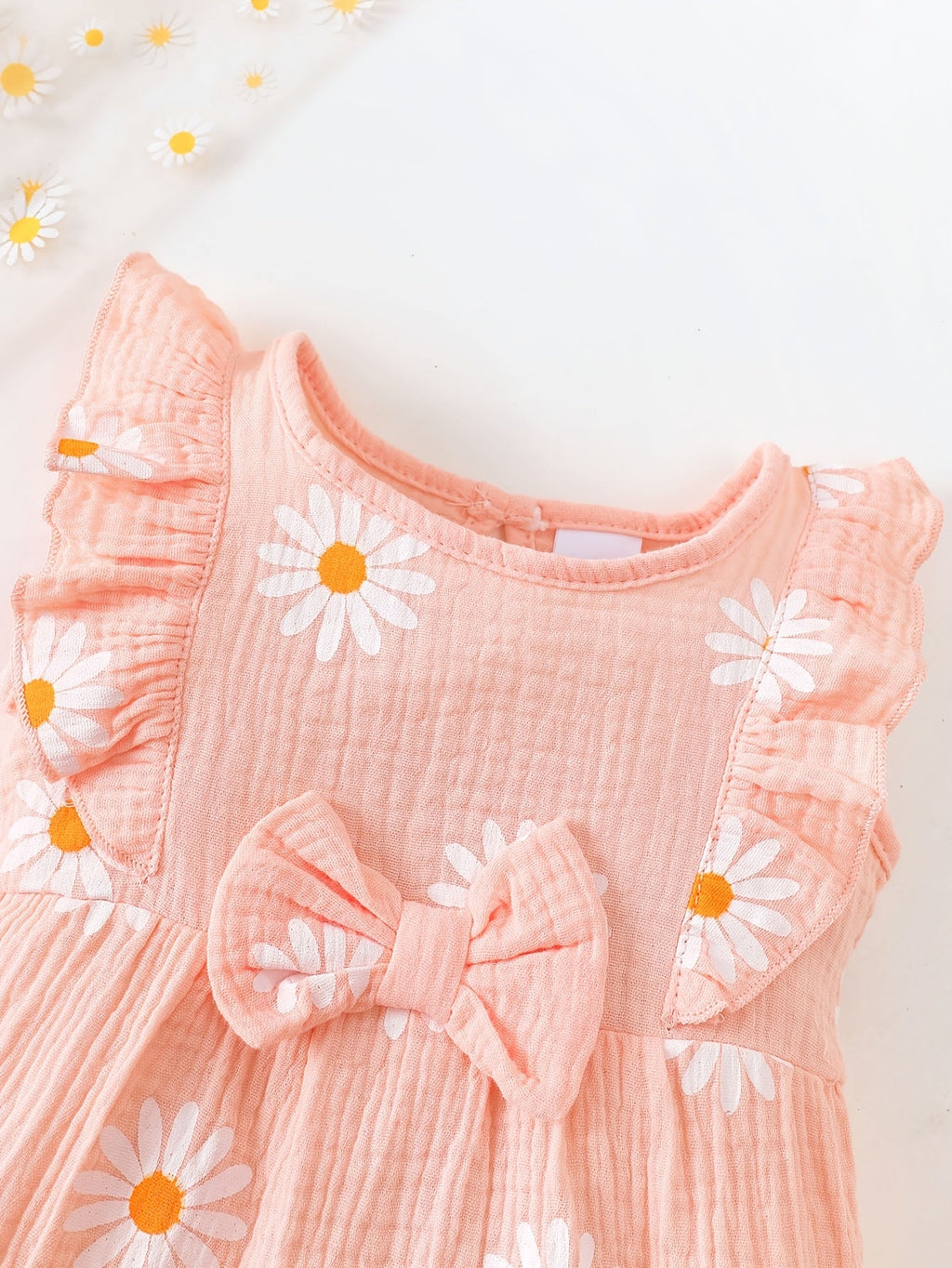 Romper bébé fille été style mignon avec motif petite marguerite — Monptitlou