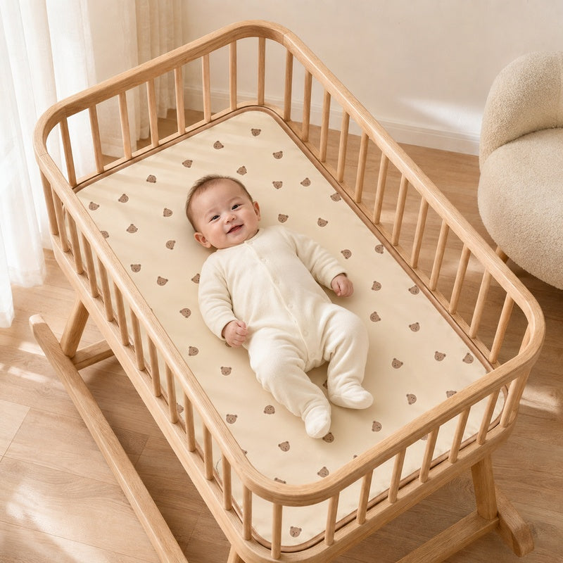 Matelas à langer réutilisable pour bébé avec surface lavable et endos — Monptitlou