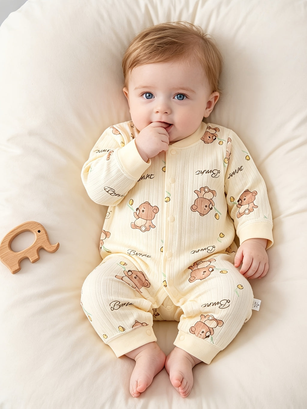 Combinaison bébé ours en peluche fleurie — Monptitlou