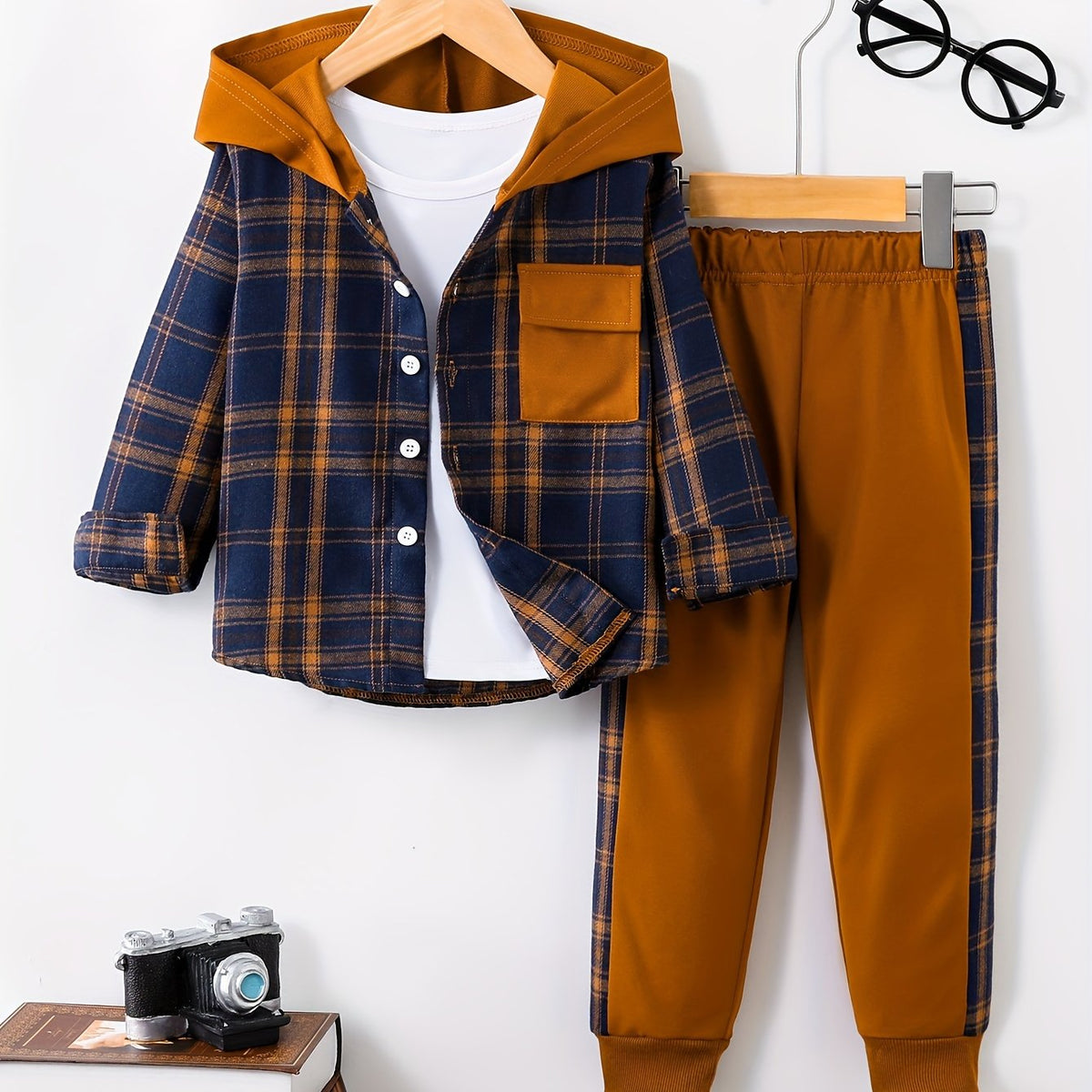 Ensemble 2 pièces pour garçon pour l'automne : haut à poche de travail — Monptitlou Image