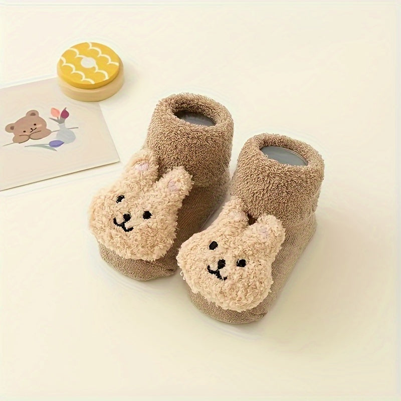 Une Paire de Chaussons Chaussettes Antidérapants pour Nouveau-nées avec — Monptitlou