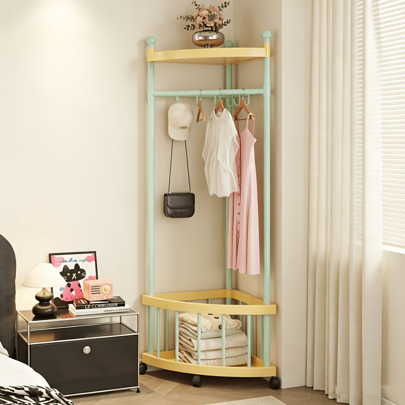 Porte-vêtements d'angle rotatif avec roulettes verrouillables — Monptitlou