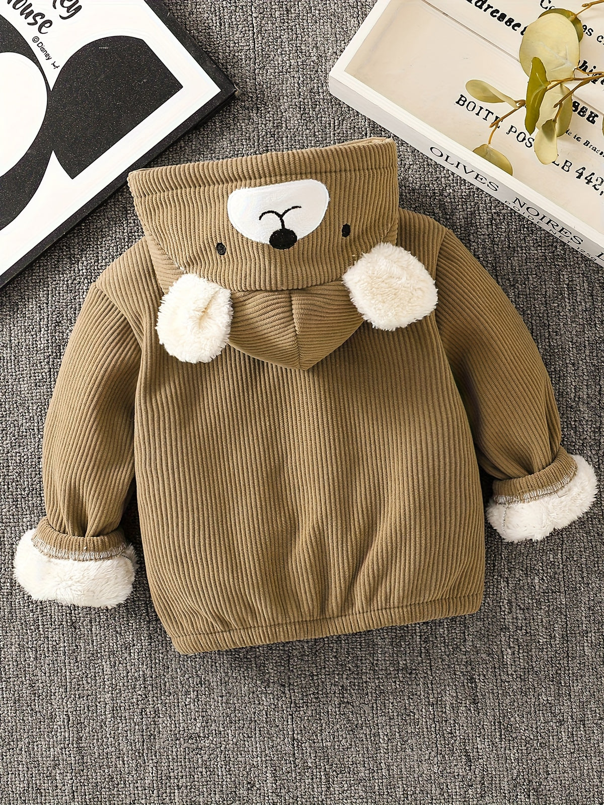 Manteau en velours côtelé à manches longues pour bébé garçon — Monptitlou Image