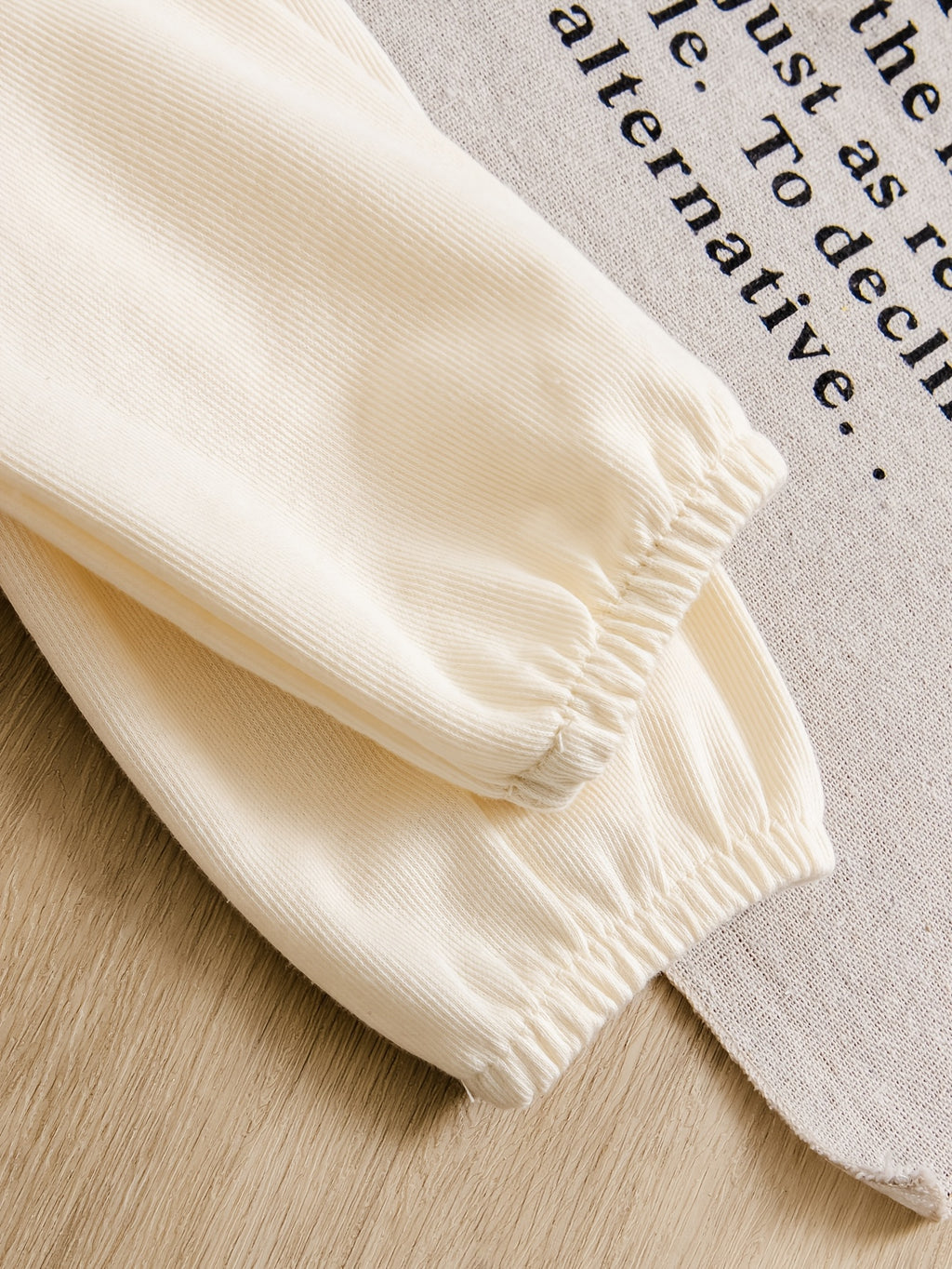 Ensemble bébé fille design rétro littéraire : haut à manches longues — Monptitlou