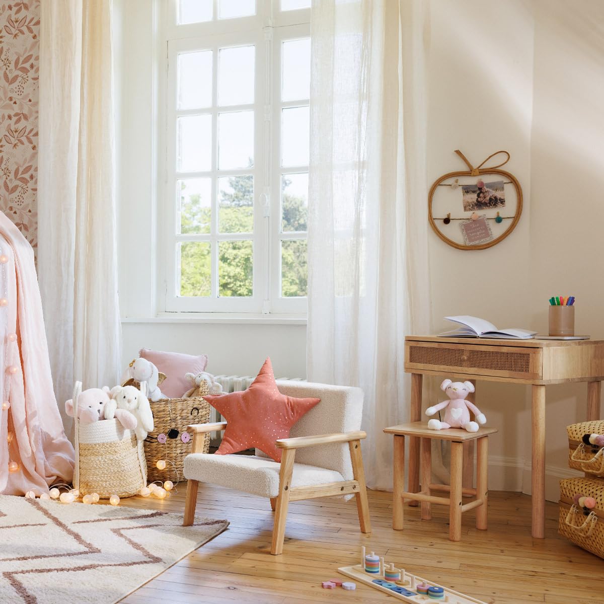 Fauteuil Enfant - écru - Bouclette — Monptitlou Image