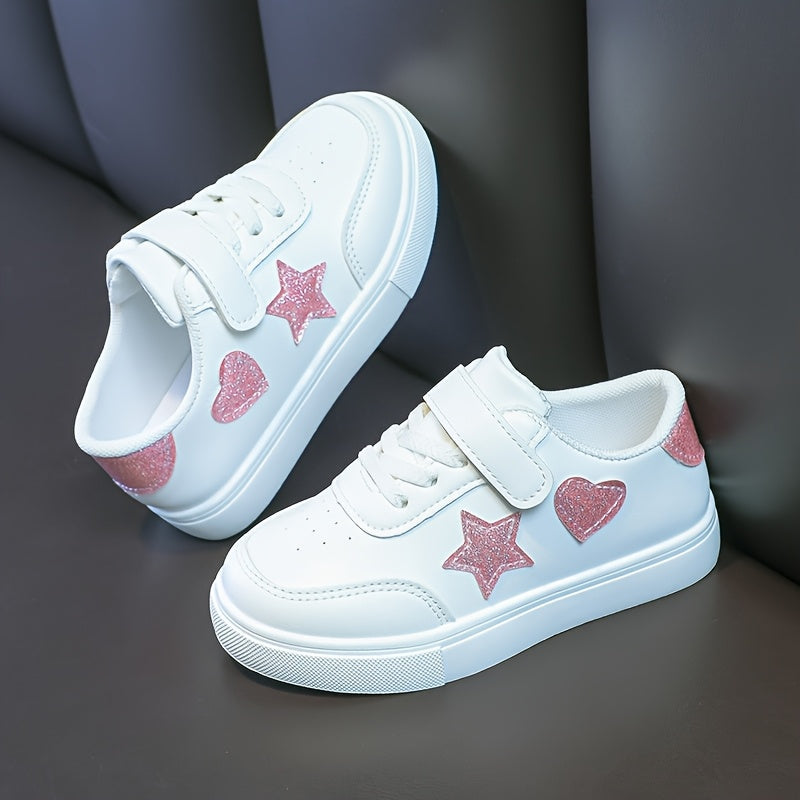 Paire de chaussures de skate à la mode pour petites filles — Monptitlou