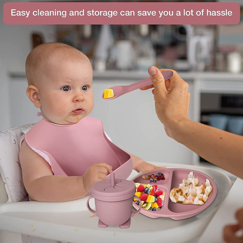 En silicone pour l'alimentation des bébés — Monptitlou