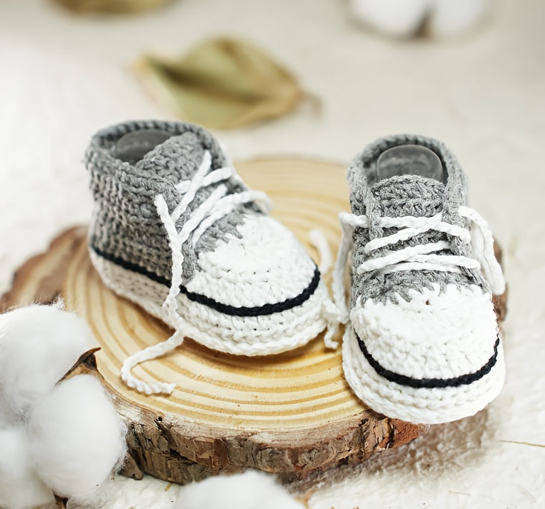 Chaussures Adorables pour Enfants Tricotées à la Main — Monptitlou Image