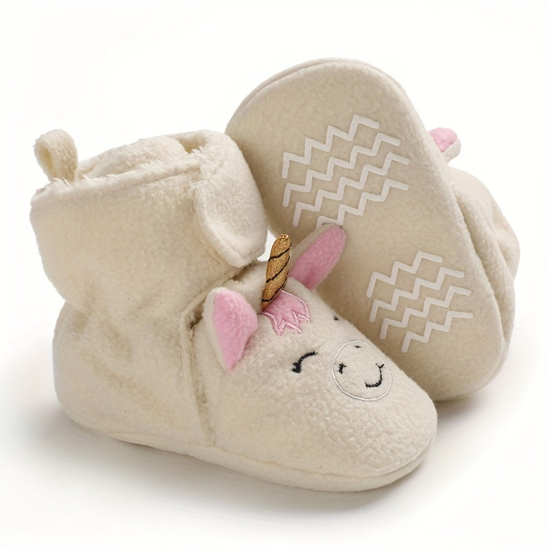 Bottes de bébé en peluche avec motifs d'animaux d'automne et d'hiver — Monptitlou