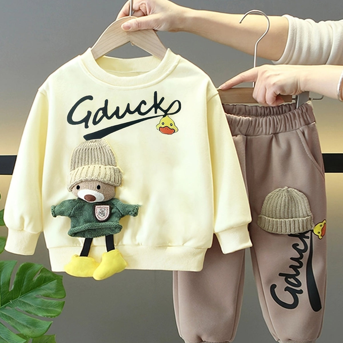 Ensemble sweat à col ras du cou et pantalon long pour garçon — Monptitlou Image