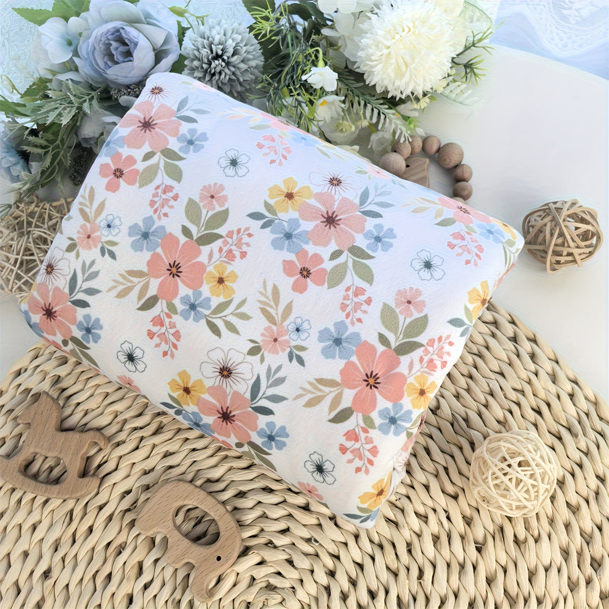 Coussin d'allaitement pour bébé, coussin d'alimentation — Monptitlou Image