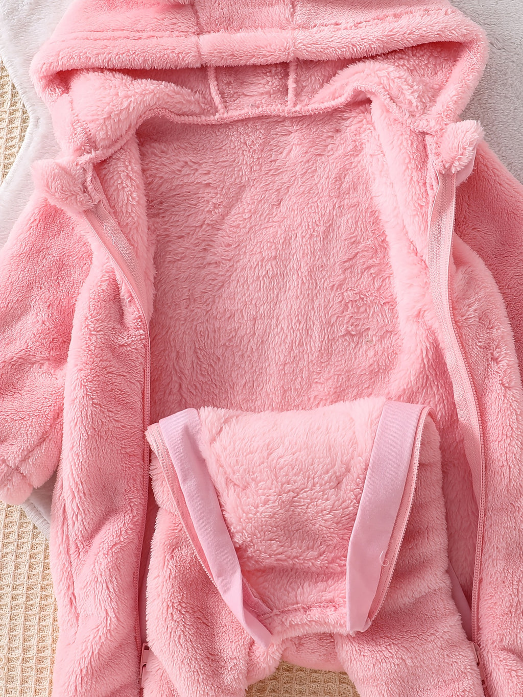 Body d'automne-hiver pour bébé avec pieds — Monptitlou