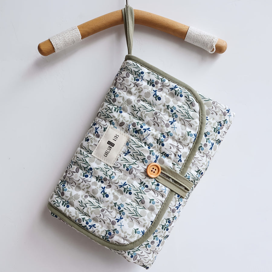 Tapis à langer portable, tapis à langer, sac à langer pliable — Monptitlou