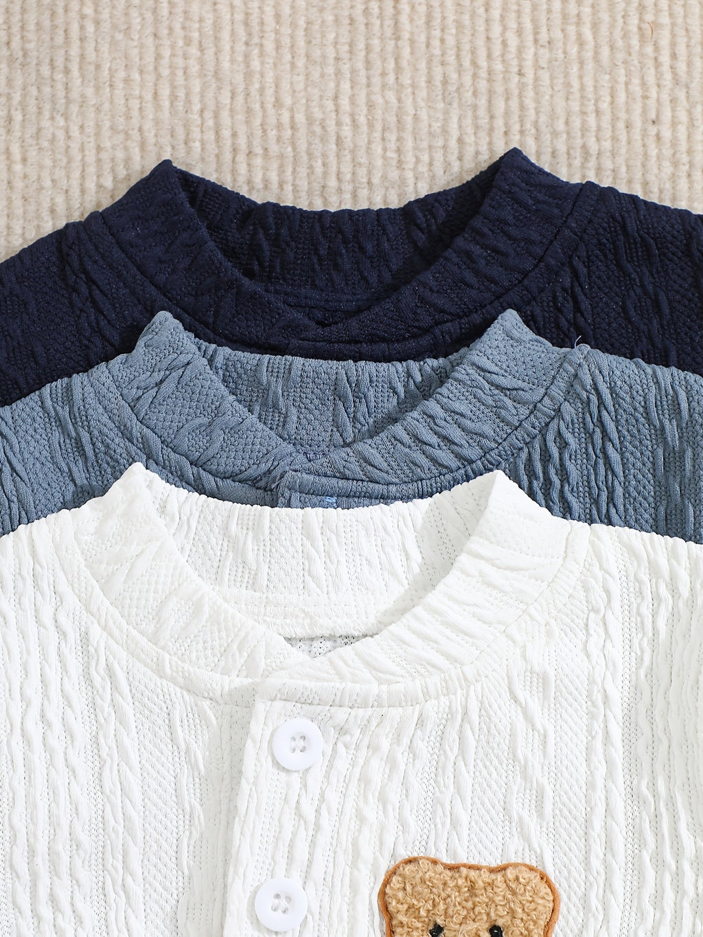 Ensemble 6 pièces pour nouveau-né motif ours brodé, texture jacquard — Monptitlou