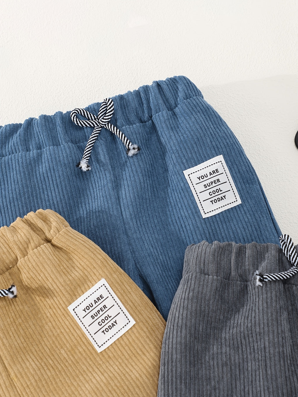 Nouveau ensemble 3 pièces printemps-été pour enfants et bébés — Monptitlou