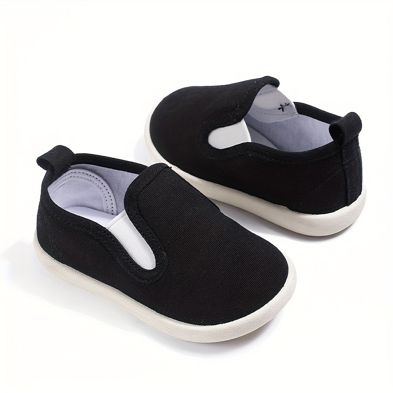 Nouvelles chaussures de jardin décontractées de sport à semelle basse — Monptitlou