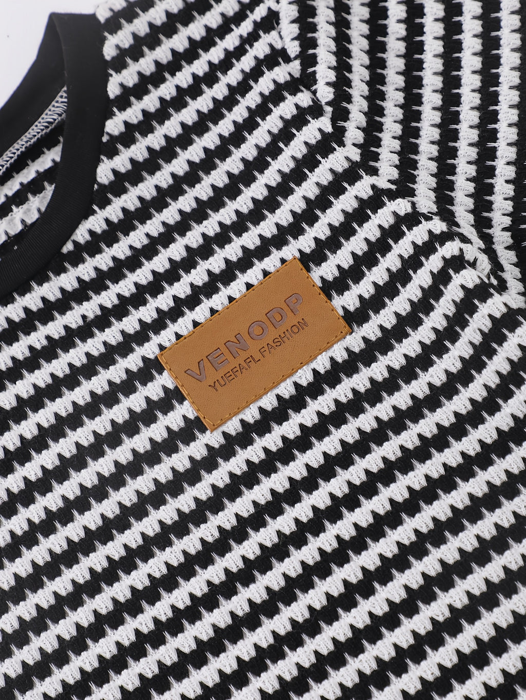 T-shirt col rond jacquard à blocs de couleur pour garçons été et short — Monptitlou