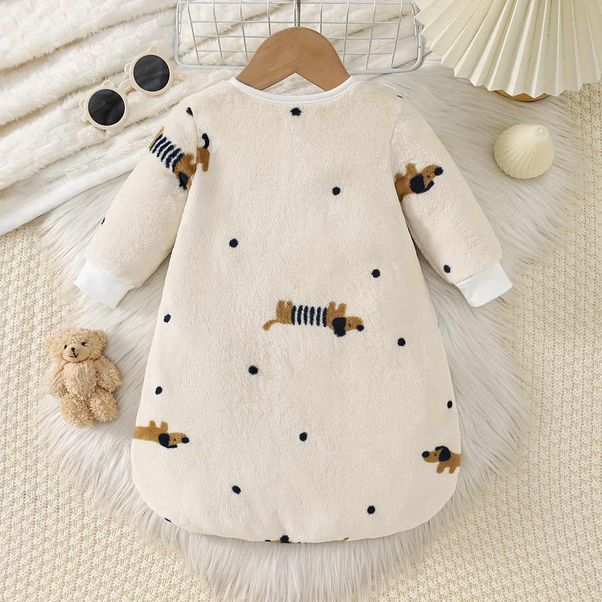 Cadeaux de baptême et robes pour bébé, motif à pois, chiot — Monptitlou Image