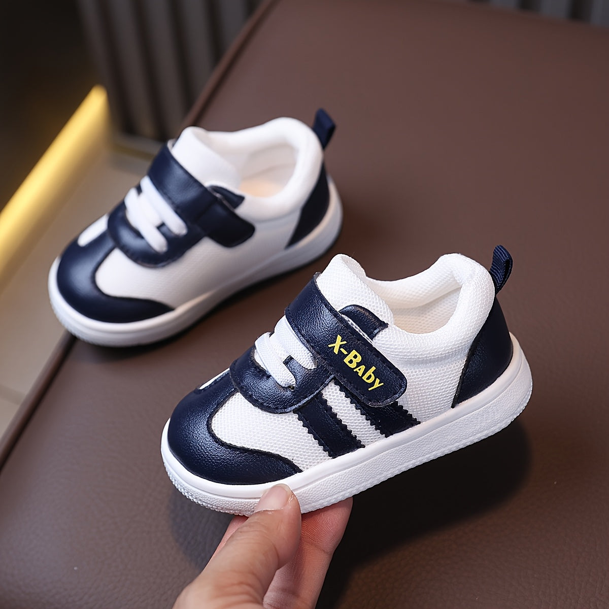 Chaussures bébé plates pour printemps et automne — Monptitlou Image