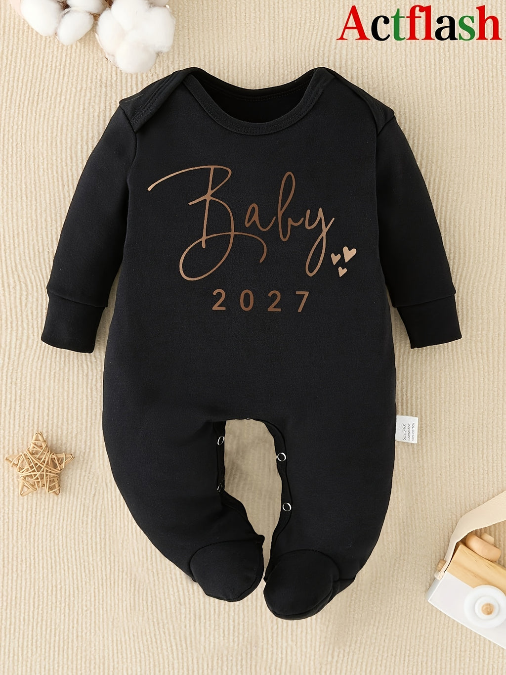 Combinaison bébé à manches longues et pieds, motif lettres — Monptitlou