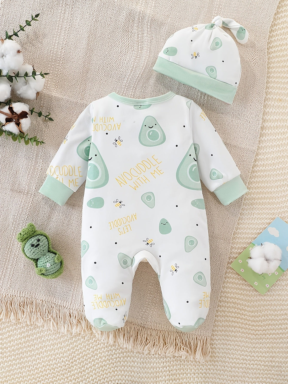 Ensemble body pieds et bonnet motif avocat pour enfants — Monptitlou Image